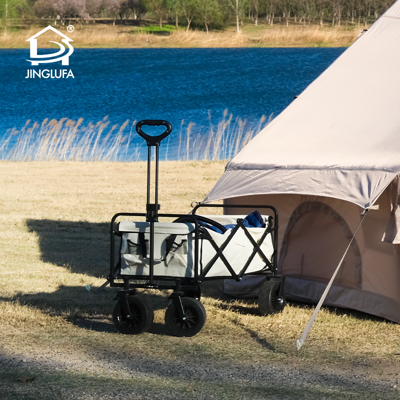 Perkhemahan meletupkan khemah